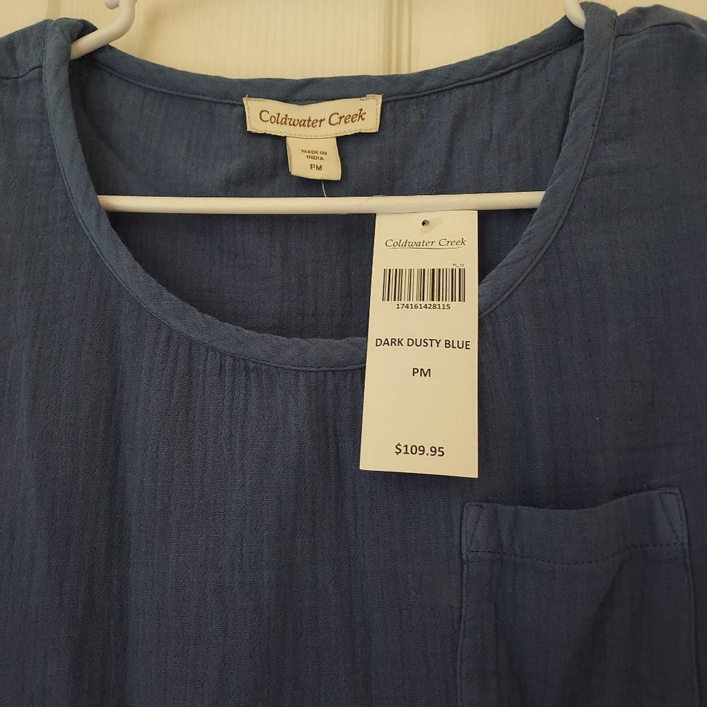 Woman's casual Coldwater Creek dreas